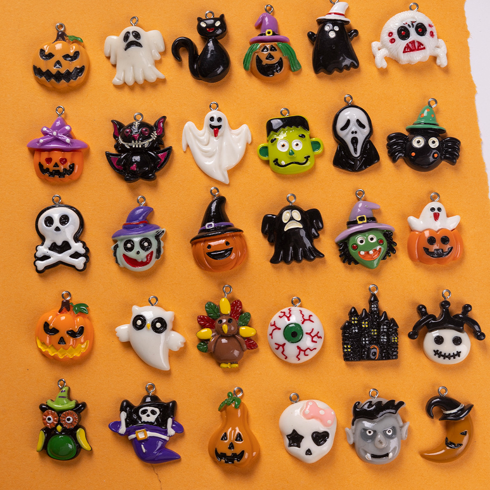 Halloween DIY hand-painted resin pumpkin pendants – spooky accessories in the shape of ghosts and heads DIY hangings
